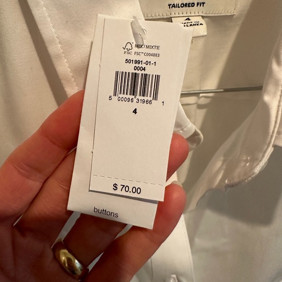 NWT Banana Republic Factory white button down, size 4 - Picture 4 of 8